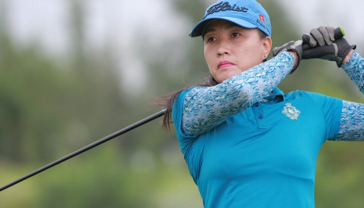 Vòng 1 Bảng A VĐQG Nữ: Golfer Nguyễn Thị Vân Anh tạm thời dẫn đầu bảng xếp hạng