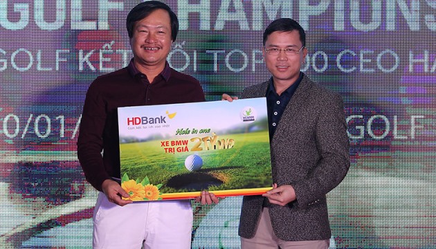 Golfer nhận HIO 2 tỷ giải Vietnam Top 500 CEO từ thiện nóng 200 triệu