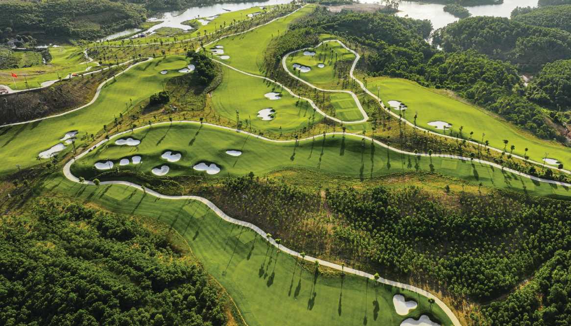 VanLangEmpirechao2026