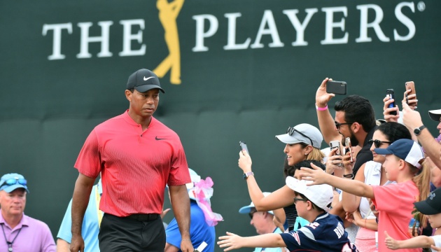 Tiger Woods bỏ lỡ vị trí Á quân Players Championship 2018