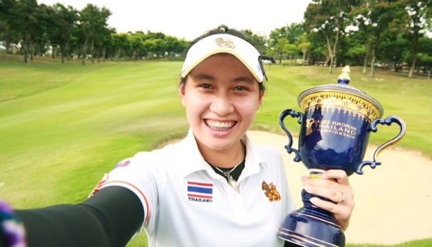 Golfer tuổi teen người Thái Lan xác lập kỷ lục Guiness thế giới