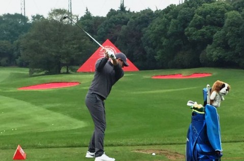 Rory McIlroy chuyển sang dùng gậy Taylor Made