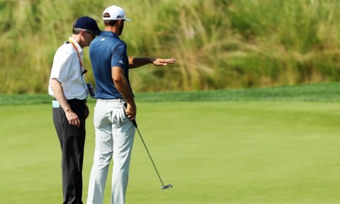 Tour Pro tranh luận 