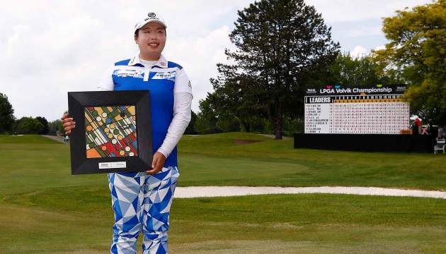 Shanshan Feng xô đổ kỷ lục ghi điểm ở giải LPGA Volvik Championship