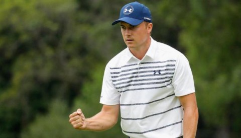 Vòng 2 The Northern Trust: Jordan Spieth, Rickie Fowler và Dustin Johnson chia sẻ vị trí dẫn đầu