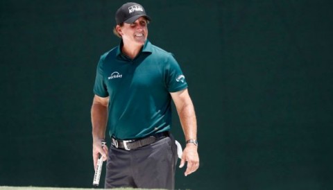 Phil Mickelson đánh 79 gậy, tệ nhất sự nghiệp PGA Championship