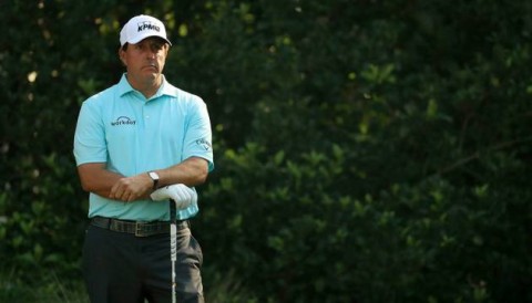 Phil Mickelson rút khỏi US Open để tham dự lễ tốt nghiệp của con gái