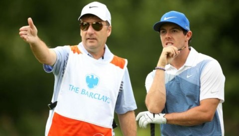 Rory McIlroy chia tay caddy sau 9 năm, chọn bạn làm caddy cho giải WGC Bridgestone Invitational