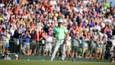 Brooks Koepka tập gym cực nặng trước giờ thi đấu chung kết US Open