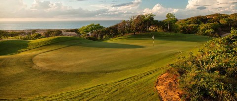 The Bluffs Ho Tram Strip xếp vị trí 74/100 sân golf đẹp nhất thế giới 2016-2017