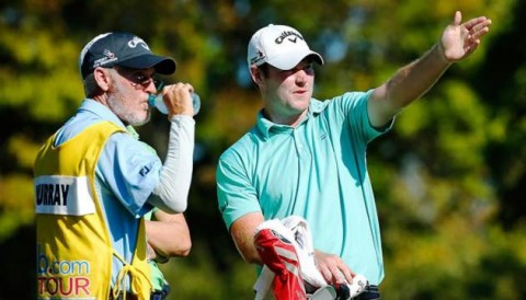 Đuổi caddy ngay trong trận đấu tại Wells Fargo Championship