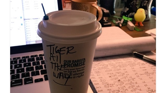 Khi nhân viên Starbuck là fan của Tiger, Chamblee nhận được dòng chữ này khi lấy đồ uống