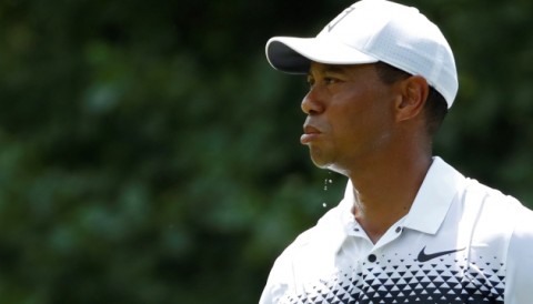 Đánh 68 gậy, Tiger Woods xa dần cơ hội vô địch Quicken Loans National