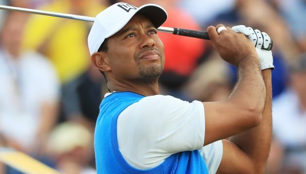 Tiger Woods gặp chấn thương ở The Open