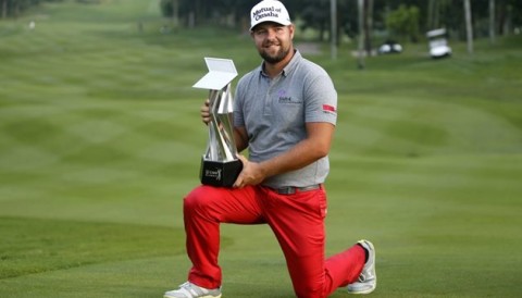 Ryan Moore bảo vệ thành công danh hiệu CIMB Classic 