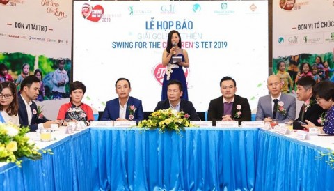 Shark Hưng, diễn viên Chi Bảo bất ngờ xuất hiện tại họp báo giải Swing For The Children's Tet 2019