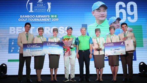 Đánh 69 gậy (-3), golfer Lê Công Dũng vô địch Bamboo Airways 18/8 Golf Tournament 2019