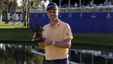 Justin Rose vô địch Farmers Insurance cho lần đầu sử dụng gậy Honma