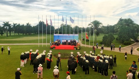 Tuyển Việt Nam xếp cuối cùng ở 3/4 giải sau ngày đầu ra quân cúp đồng đội golf Đông Nam Á