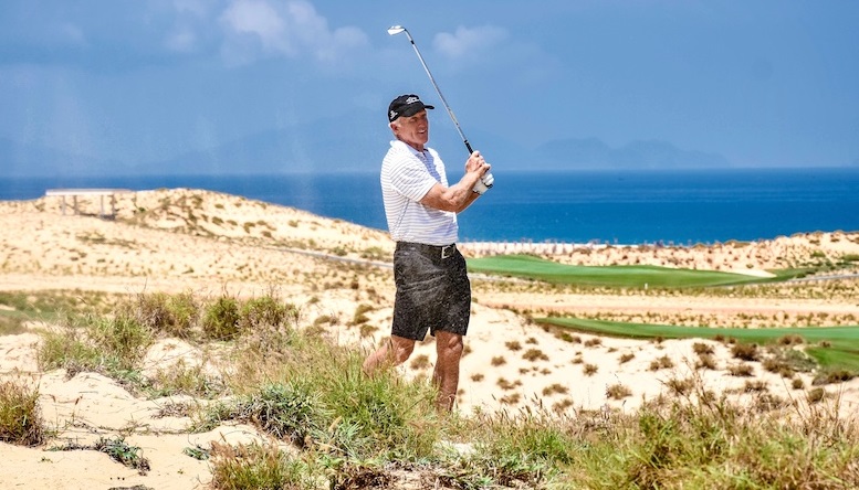 Huyền thoại golf người Úc Greg Norman trở lại Việt Nam, giao lưu với các tay golf trẻ 