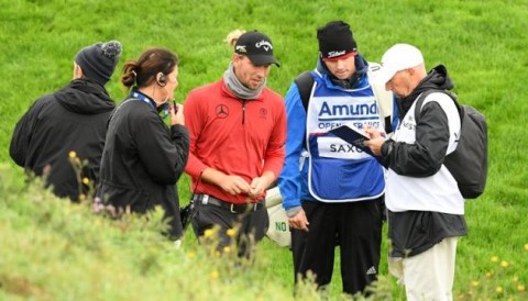 Golfer 4 lần vô địch European Tour bỏ cuộc sau khi bị phạt 10 gậy