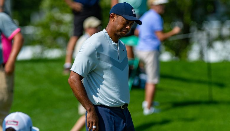 Tiger Woods chấn thương, rút khỏi Northern Trust 2019