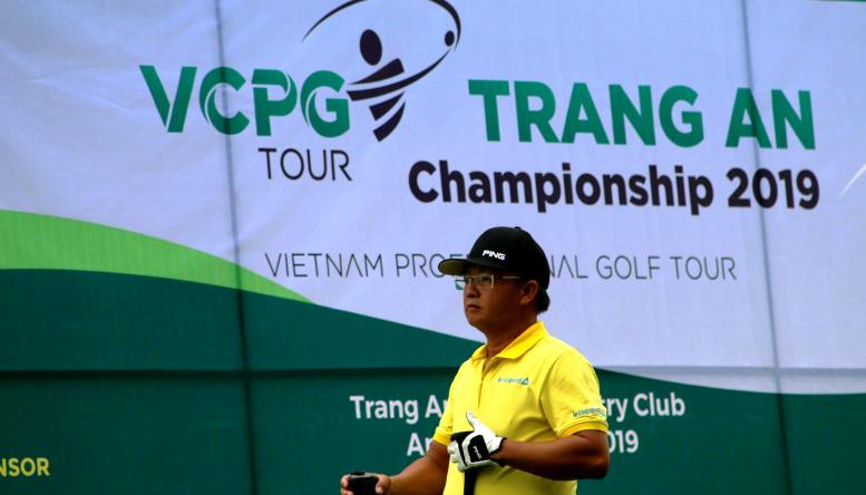 Vòng 1 VCPG Tràng An: Park Sang Ho dẫn đầu, Lê Hữu Giang và Nguyễn Đình Châu bám đuổi phía sau