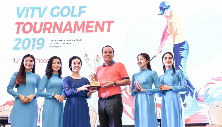 Đánh 72 gậy, golfer Hoàng Quân vô địch giải VITV Golf Tournament 2019