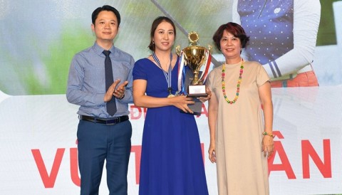 Golfer Vũ Thị Vân vô địch giải cá nhân, tuyển FLC Bamboo chiến thắng giải đồng đội Cúp TC Motor 2019