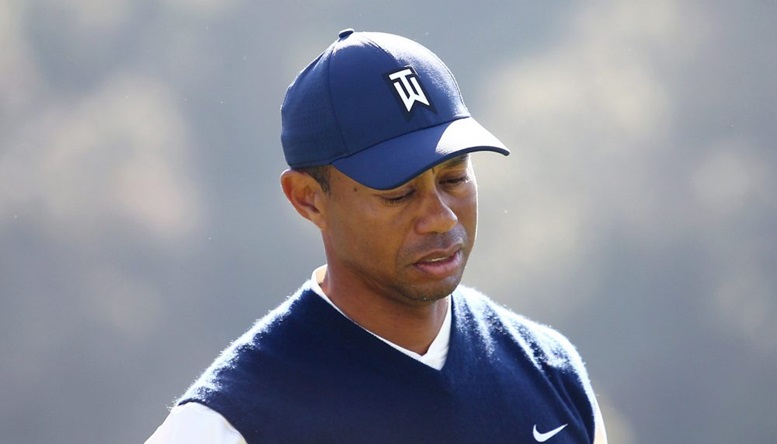 Sau 22 năm, Tiger Woods lặp lại 'thành tích' có nhiều lần 4 gạt