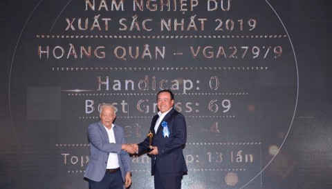 Golfer Hoàng Quân, Vân Anh nhận danh hiệu danh giá nhất tại VHANDICAP AWARD 2019