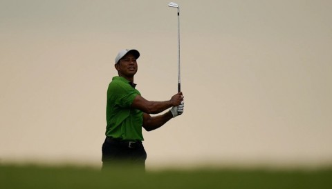 Tiger Woods vượt cắt PGA Championship sau vòng đấu 69 gậy