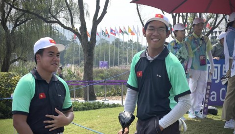 Lê Khánh Hưng tăng tốc với vòng đấu 66 gậy, tuyển Nam qua cắt tại Asian Games