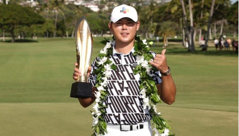 Pha chip in giúp Kim Si Woo lần thứ 4 đăng quang ở PGA Tour