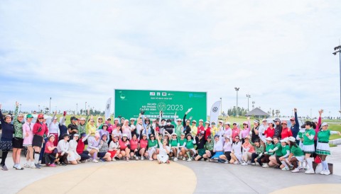 Chị em 'quẩy' từng bừng tại giải Vô địch golf nữ Hà Nội - Hải Phòng - Quảng Ninh 2023