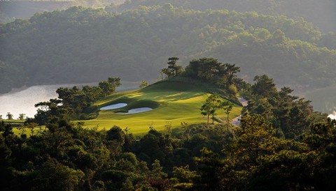 Trải nghiệm tour golf Trung Quốc 4 ngày 3 đêm với giá siêu ưu đãi