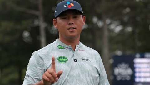 Điều đặc biệt về cú ghi Hole in one của Kim Si Woo ở PGA Championship