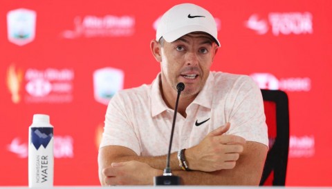 Rory McIlroy phản ứng trước thông tin LIV Golf và cuộc trở lại với 72 hố