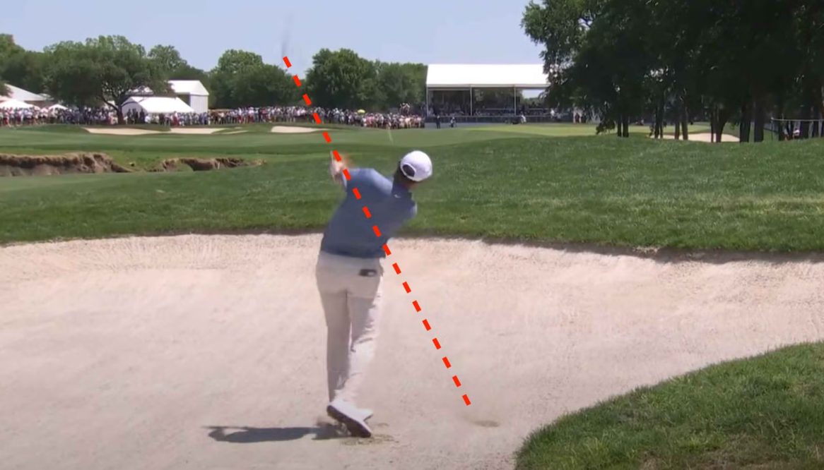 Vì sao Scottie Scheffler ít khi đánh bóng lệch phải? 