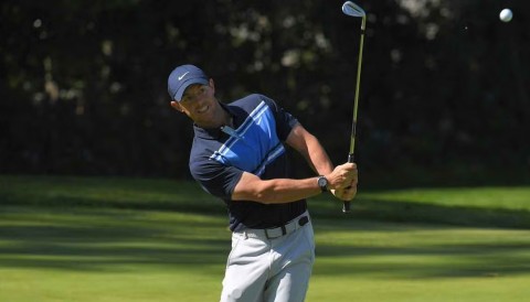 Kiểm soát độ xoáy gậy wedge