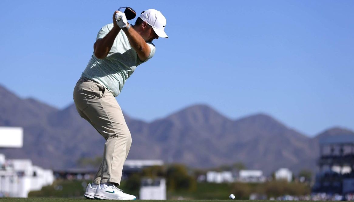 3 điều mọi golfer có thể học từ cú swing không giống ai của Chris Gotterup