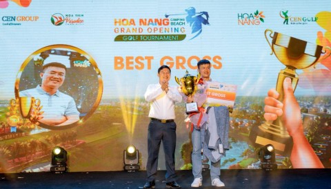 Golfer Mai Văn Lợi lên ngôi giải Hoa Nắng Camping Beach Grand Opening