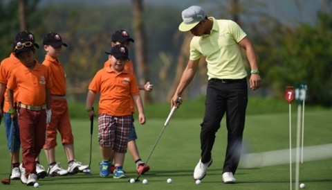 Lớp học golf miễn phí cho trẻ em