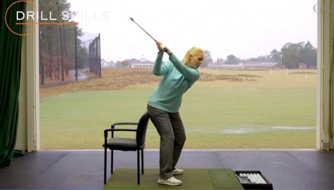 Tập golf thời Covid: Chữa lỗi mở hông sớm ngay tại nhà