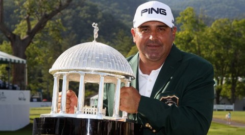 Angel Cabrera xuất sắc lên ngôi giải Greenbrier 2014 ở tuổi 45