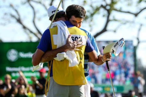 Bubba Watson có được chiến thắng sau 22 tháng
