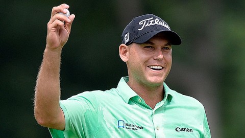 Bill Hass có được danh hiệu PGA Tour đầu tiên trong năm