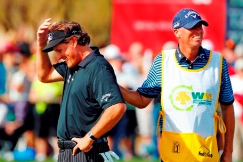 Phil Mickelson chỉ cần 60 gậy tại vòng 1 Phoenix Open