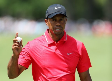 Trong túi của Tiger Woods có gì - Giải TPC