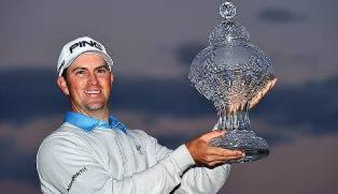 Trong túi của Michael Thompson có gì?